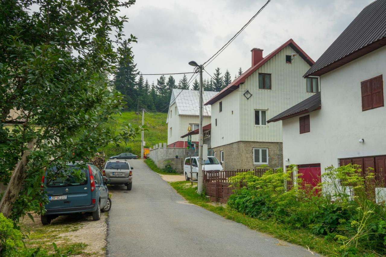 Lara Rooms Žabljak Extérieur photo